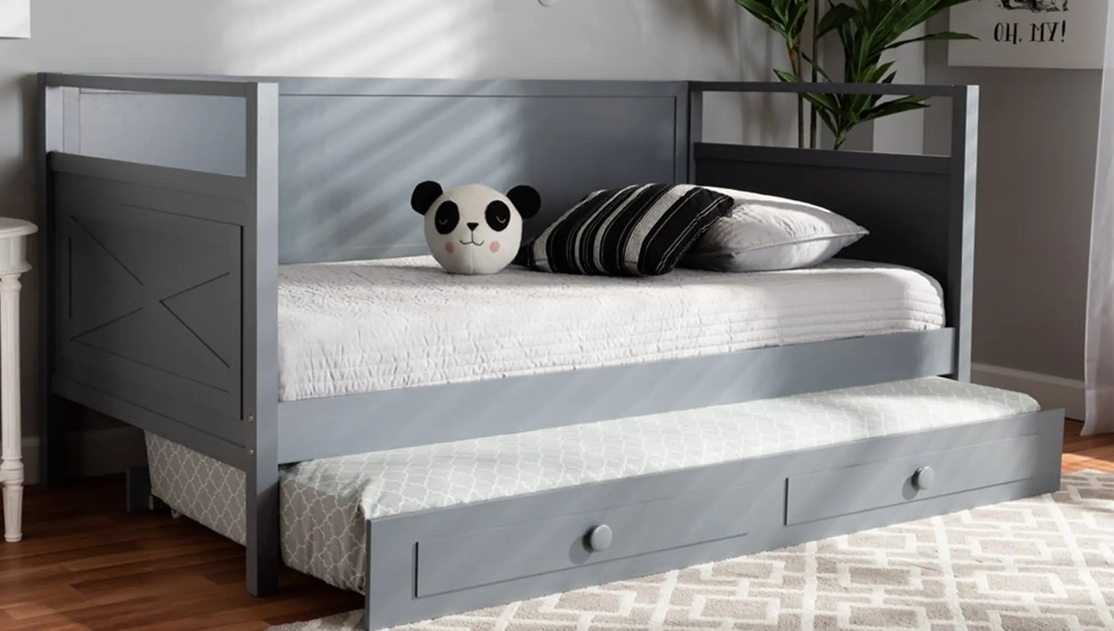 Incorporating Daybeds On Various Spots