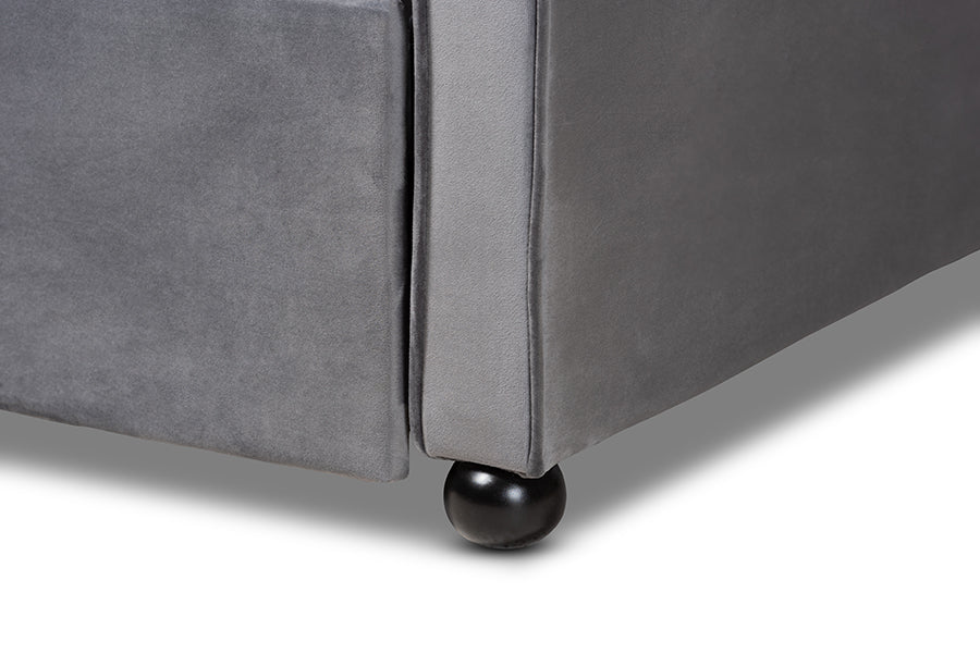 Freda Grey Velvet Tufted Full Size Daybed with Trundle