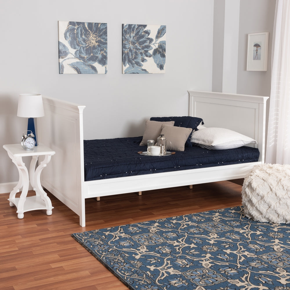 Sherri Full Size Rubberwood Traditional Daybed – White Finished Classic Style with Slat Support