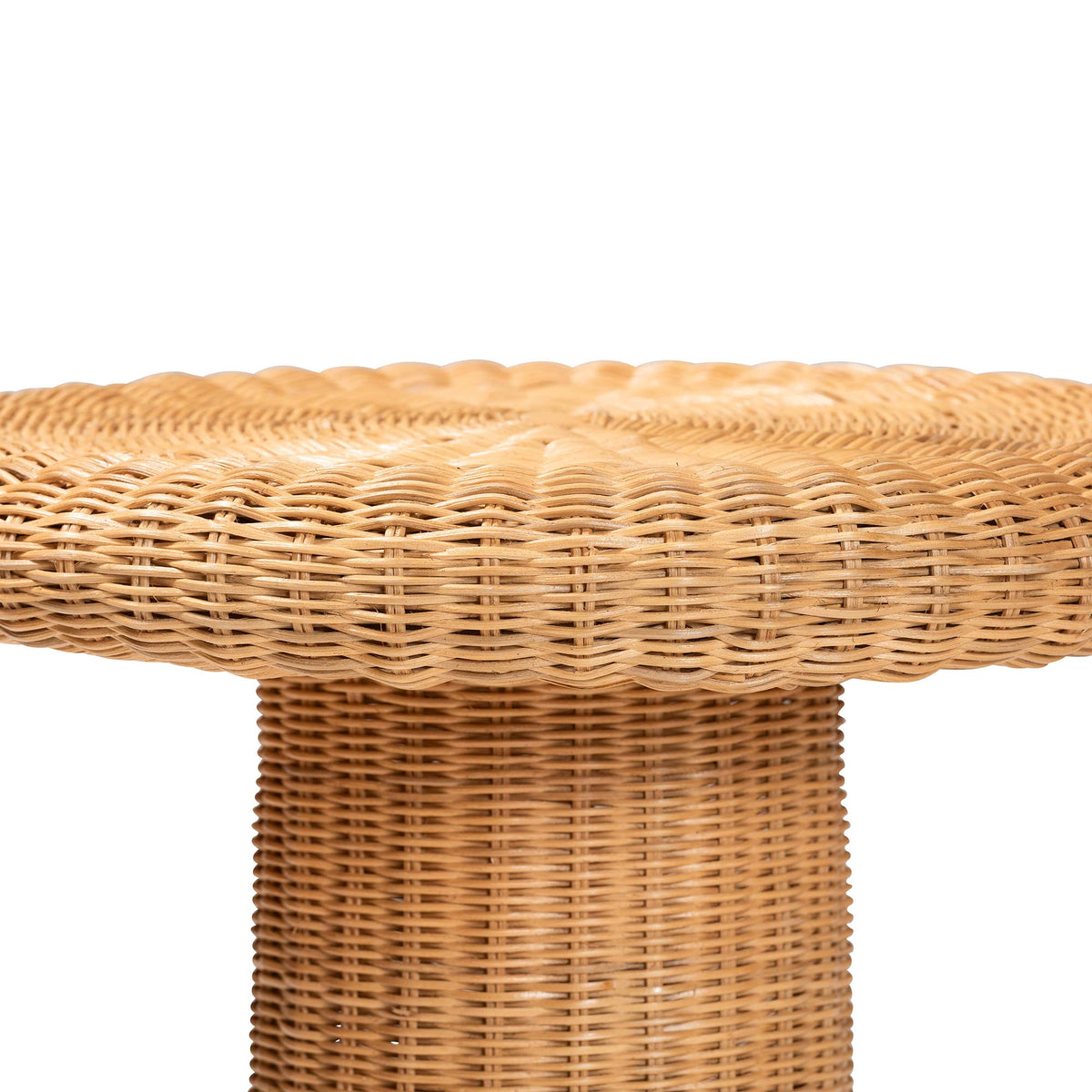 Avalon Scallop Natural Rattan Pedestal Side Table - Round Handwoven Wicker Accent Table with Skirted Base, Boho Coastal Style Furniture for Living Room, Hallway or Sunroom