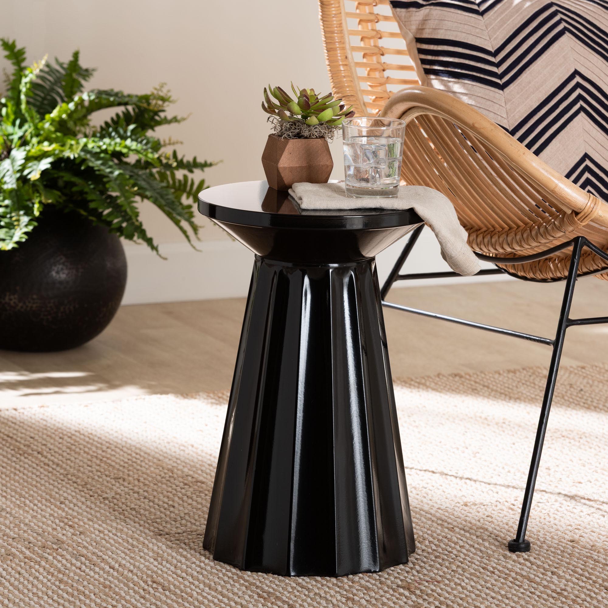 Ulmer Metal Scalloped Side Table - Modern Round Accent Table for Indoor or Semi-Outdoor Use, Black
