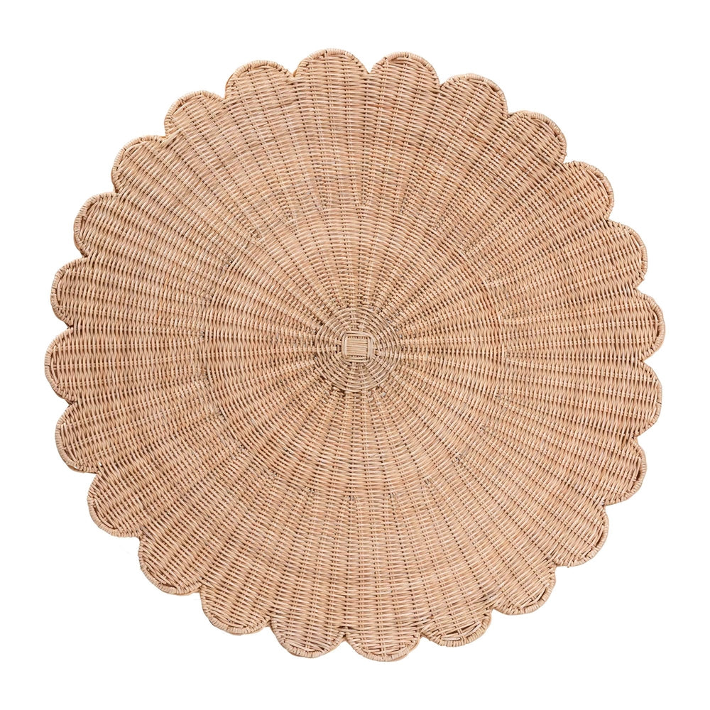 Kensley Natural Rattan Coffee Table - Handwoven Wicker Round Accent Table with Scalloped Silhouette, Boho Coastal Style Decor for Living Rooms or Lounges