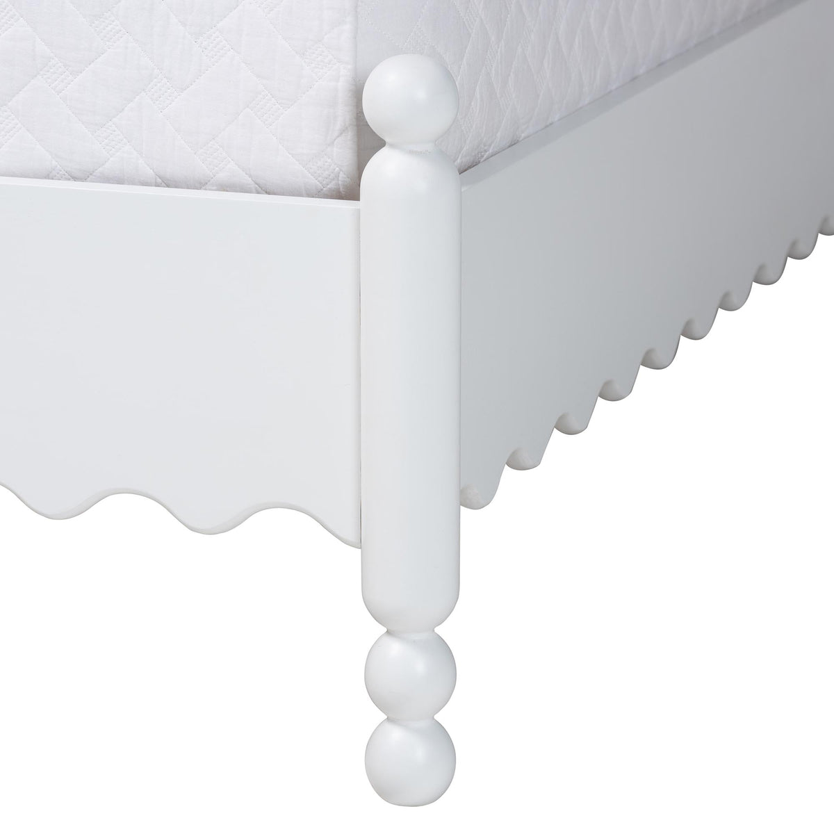 Baxton Studio Hoffman Platform Bed - Farmhouse Bed Frame with Scalloped Design and Turned Posts, White, Queen
