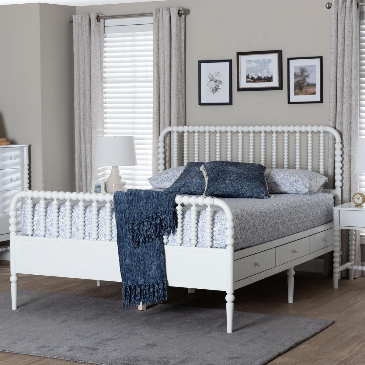 Lucera 6-Drawer Platform Bed with Bobbin Frame, Queen, White