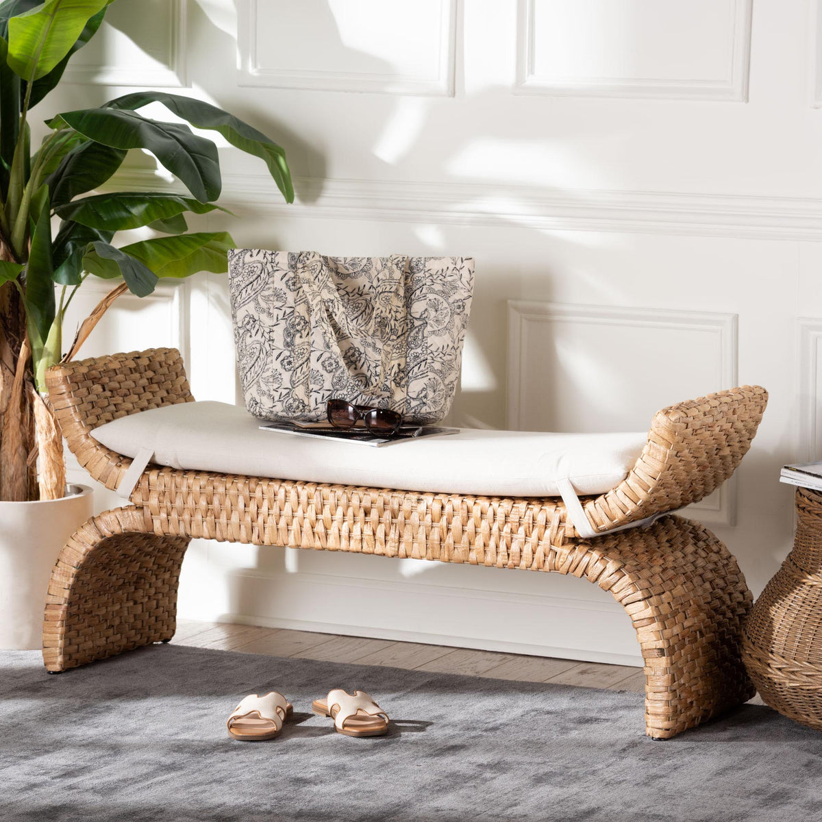Agave Woven Seagrass Bench with Removable Cushion