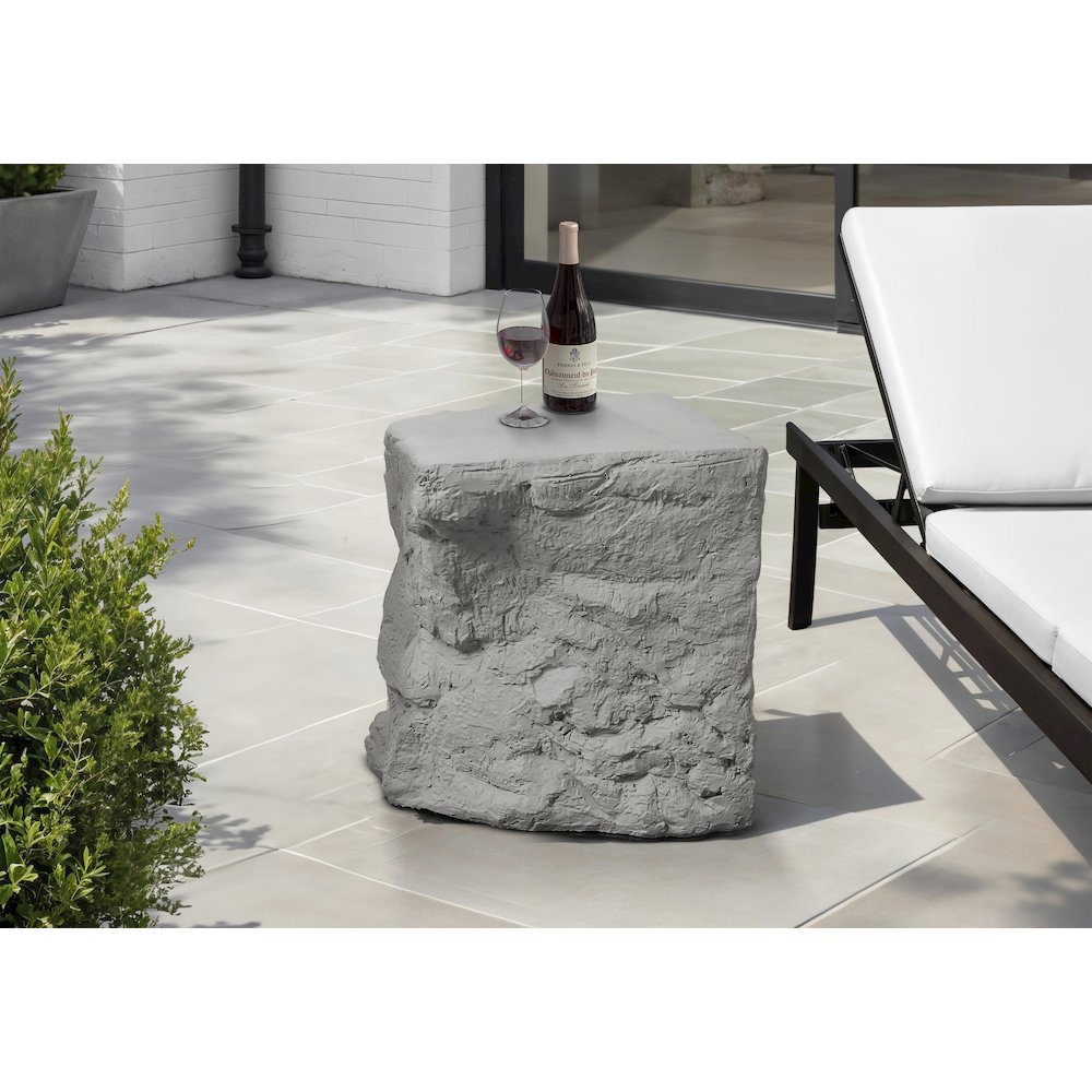 Serge - Accent Table 25"H Indoor Or Outdoor Side Table Nightstand End