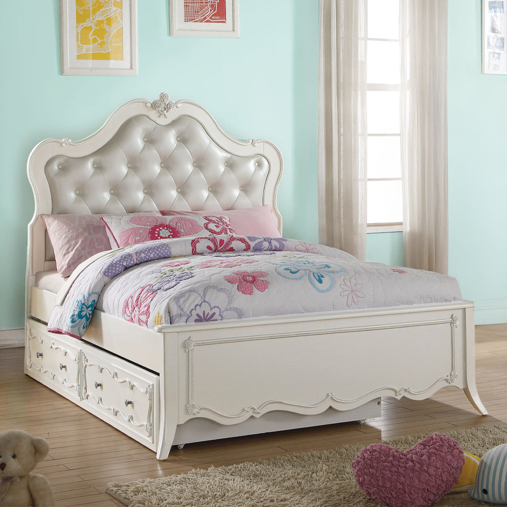 Cain Edalene Full Size White Upholstered Bed Faux Leather Look with Tufted Headboard