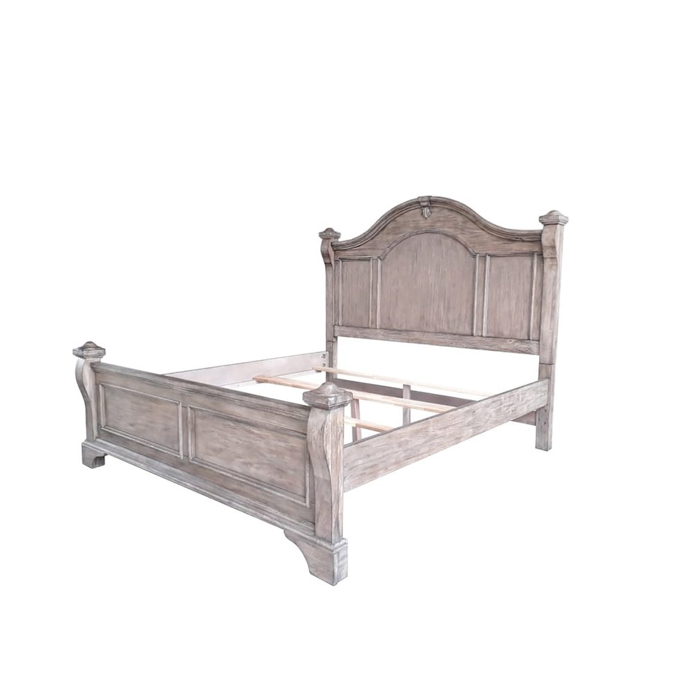 Bevin Heirloom Queen Rustic Charcoal Wood Poster Bed – Traditional Style with Crown Moldings
