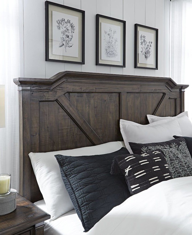 Chelsea Farmwood Queen Whiskey Barrel Wood Panel Bed – Rustic Style with Storage Footboard