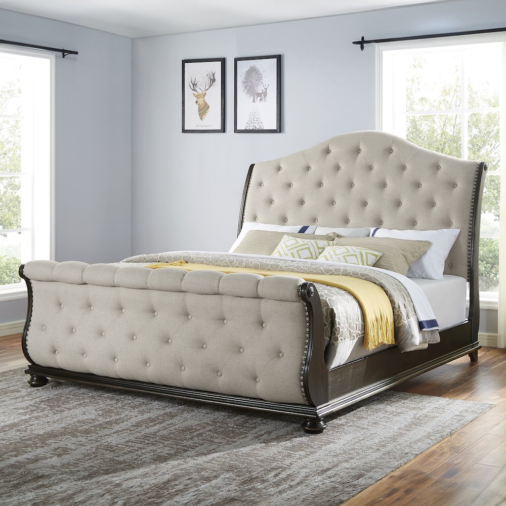 Heirloom Rhapsody Queen Wood Sleigh Bed – Traditional Curved Headboard Design