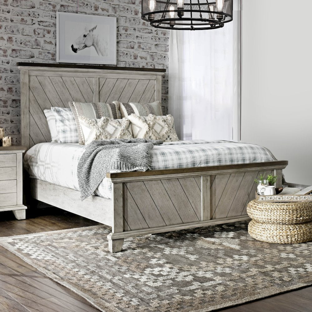 Ivory Bear Creek Queen Rustic Wood Bed – Two-Tone Farmhouse Style with Panel Detail