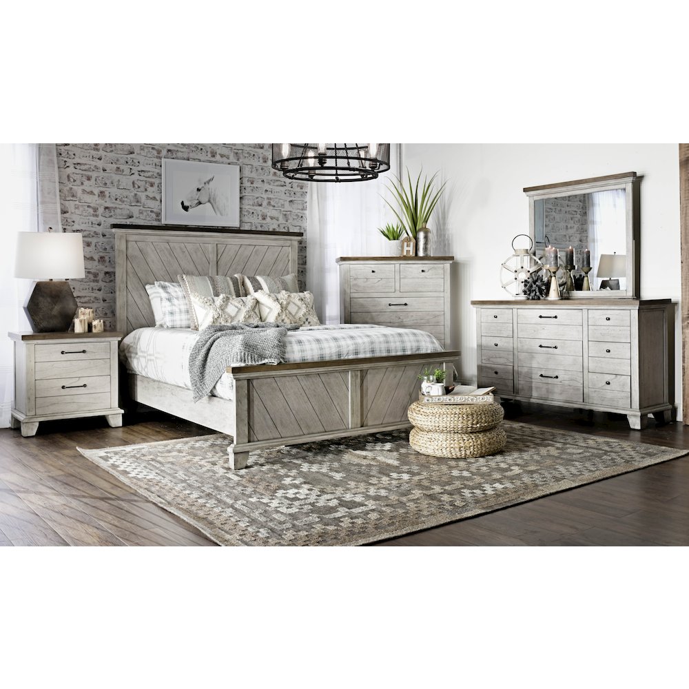 Ivory Bear Creek Queen Rustic Wood Bed – Two-Tone Farmhouse Style with Panel Detail