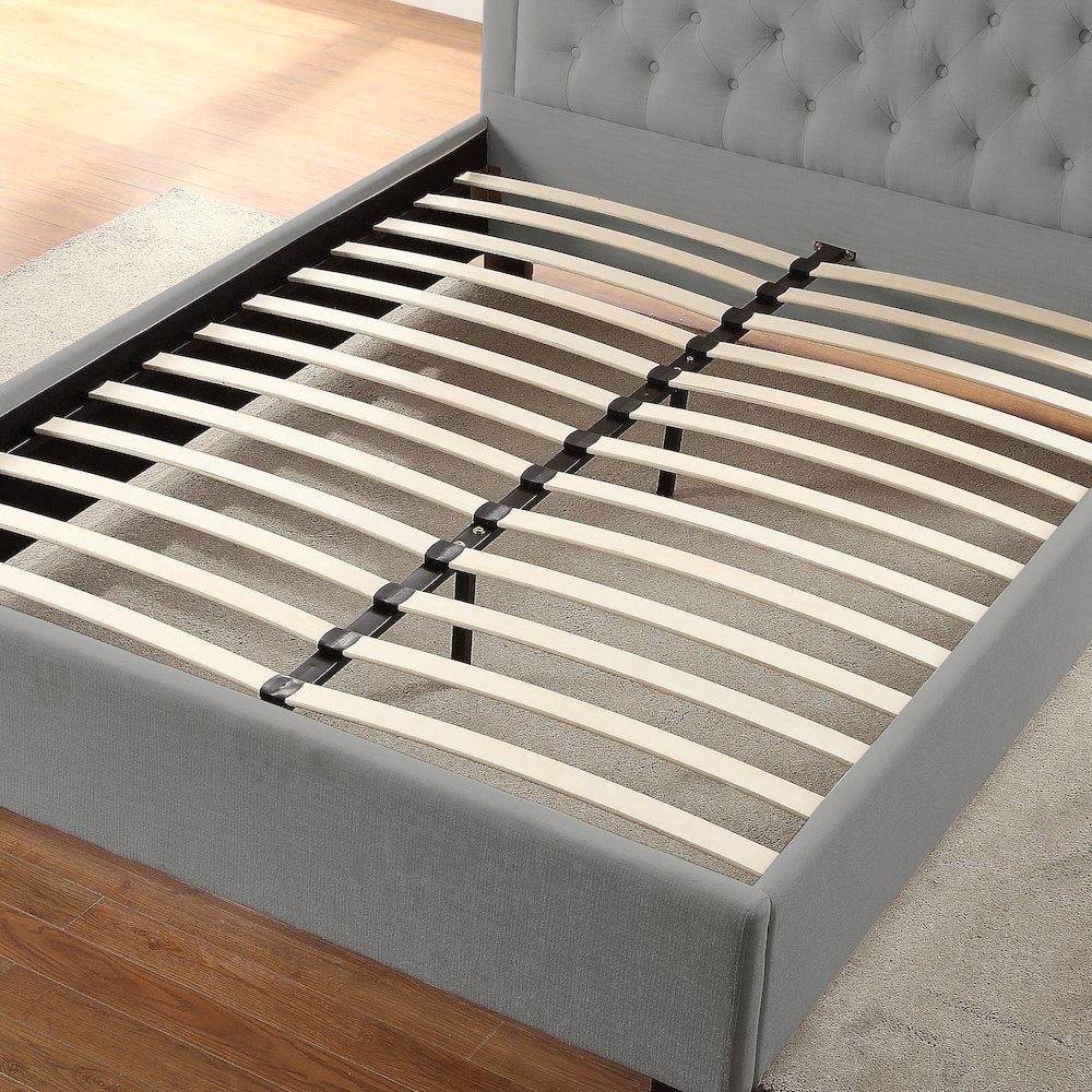 Donnica Willshire Collection King Upholstered Bed in Gray Contemporary Tufted Design