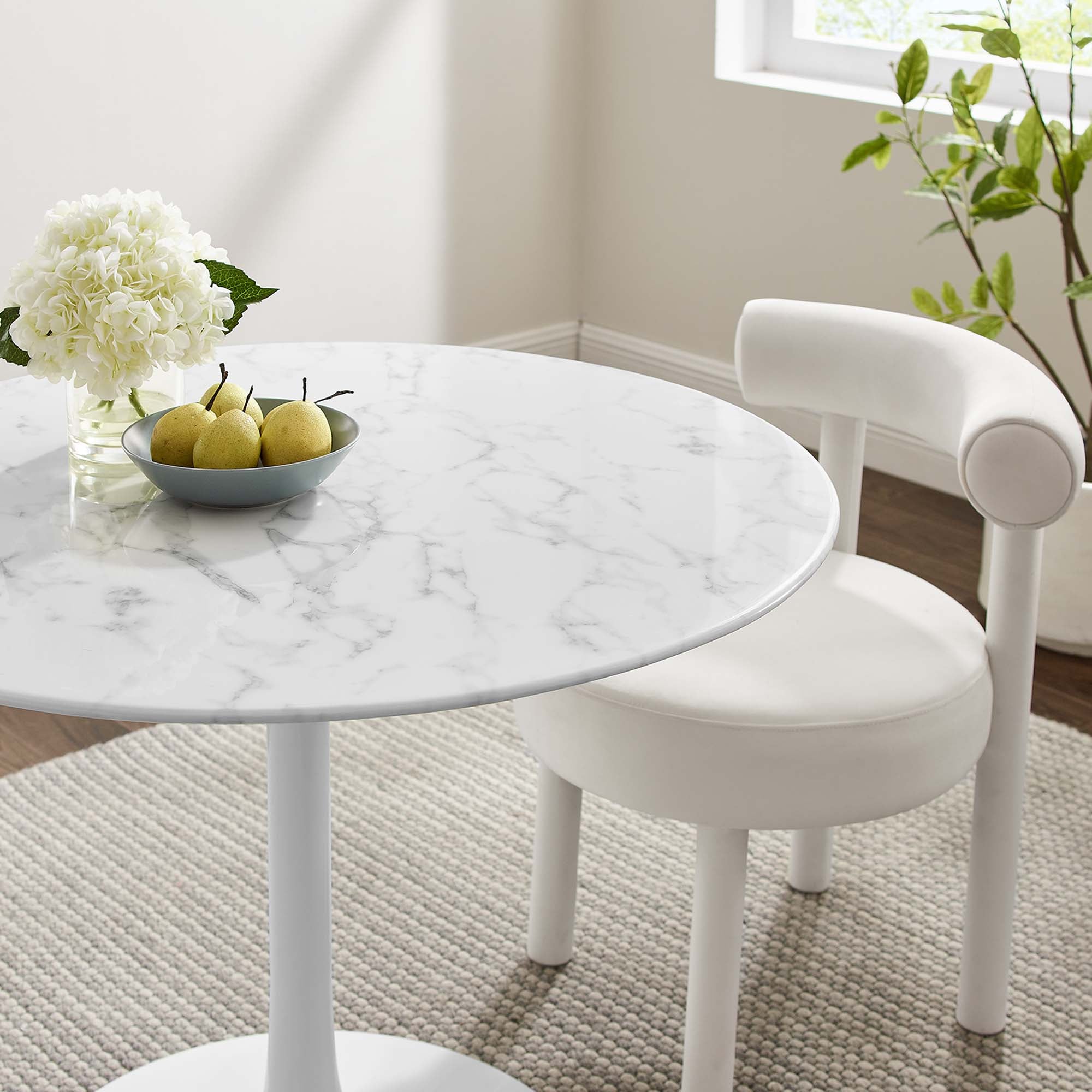 Lippa 40" Round Faux Marble Dining Table, White