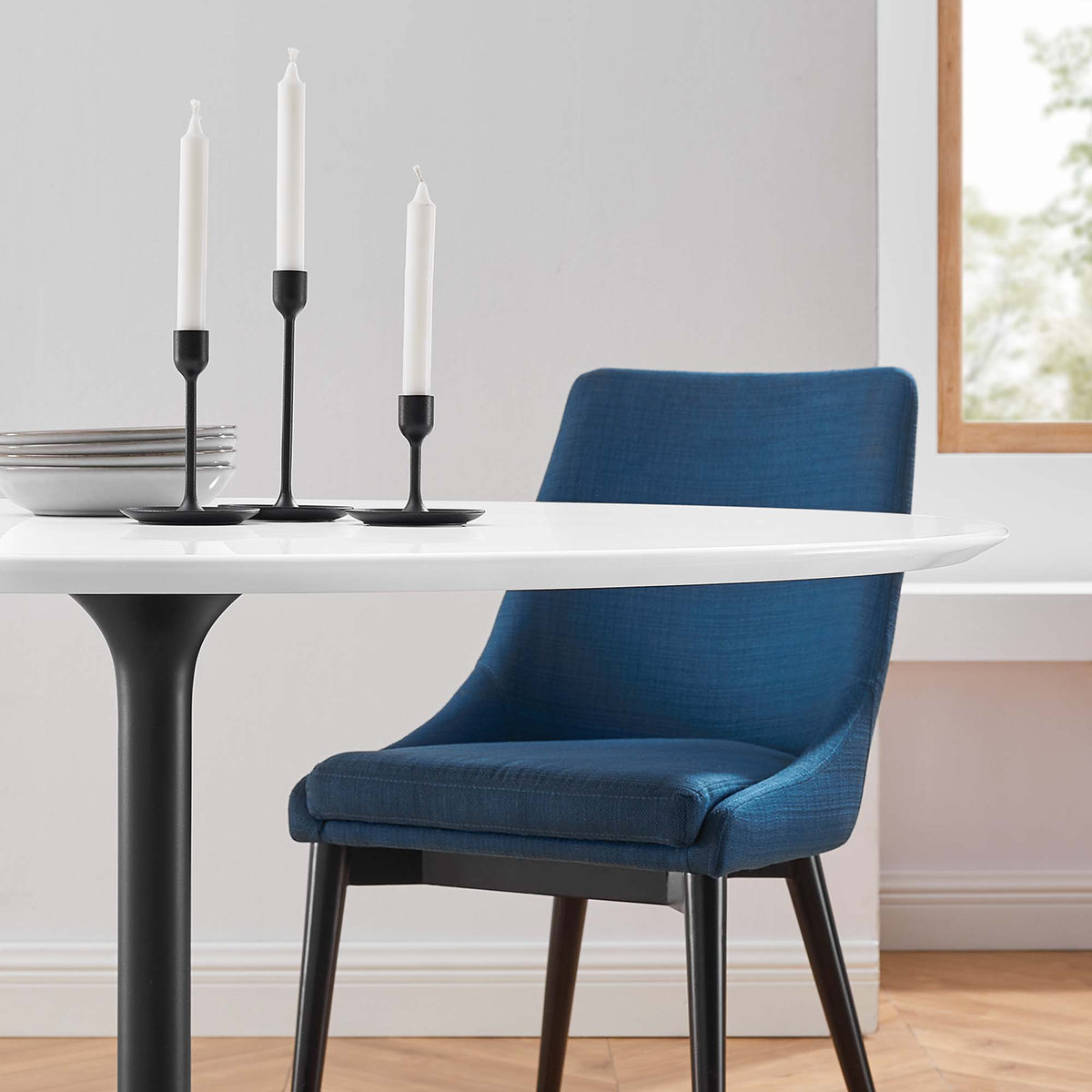 Lippa 54" Round Wood Dining Table, Black White