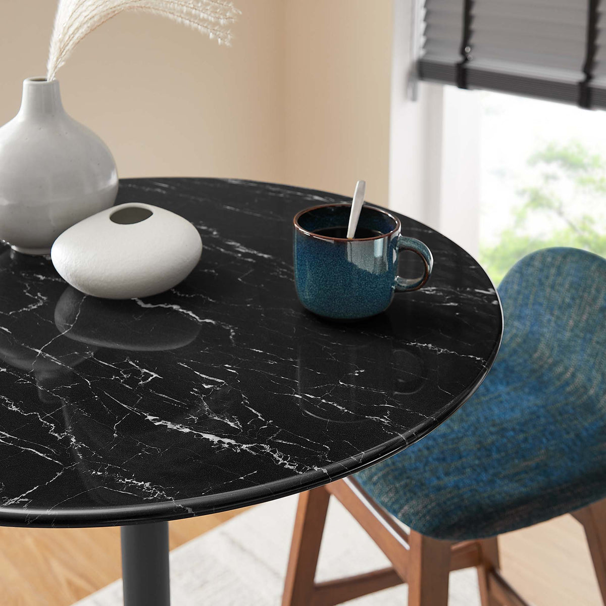 Lippa 28" Round Faux Marble Bar Table, Black Black