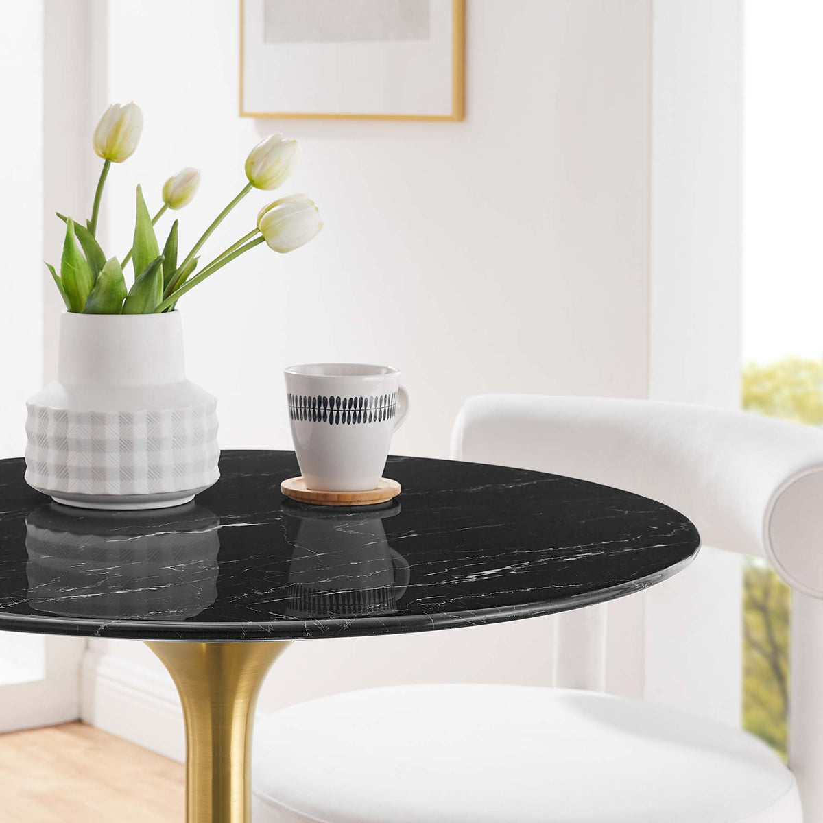 Lippa 28" Round Faux Marble Dining Table, Gold Black