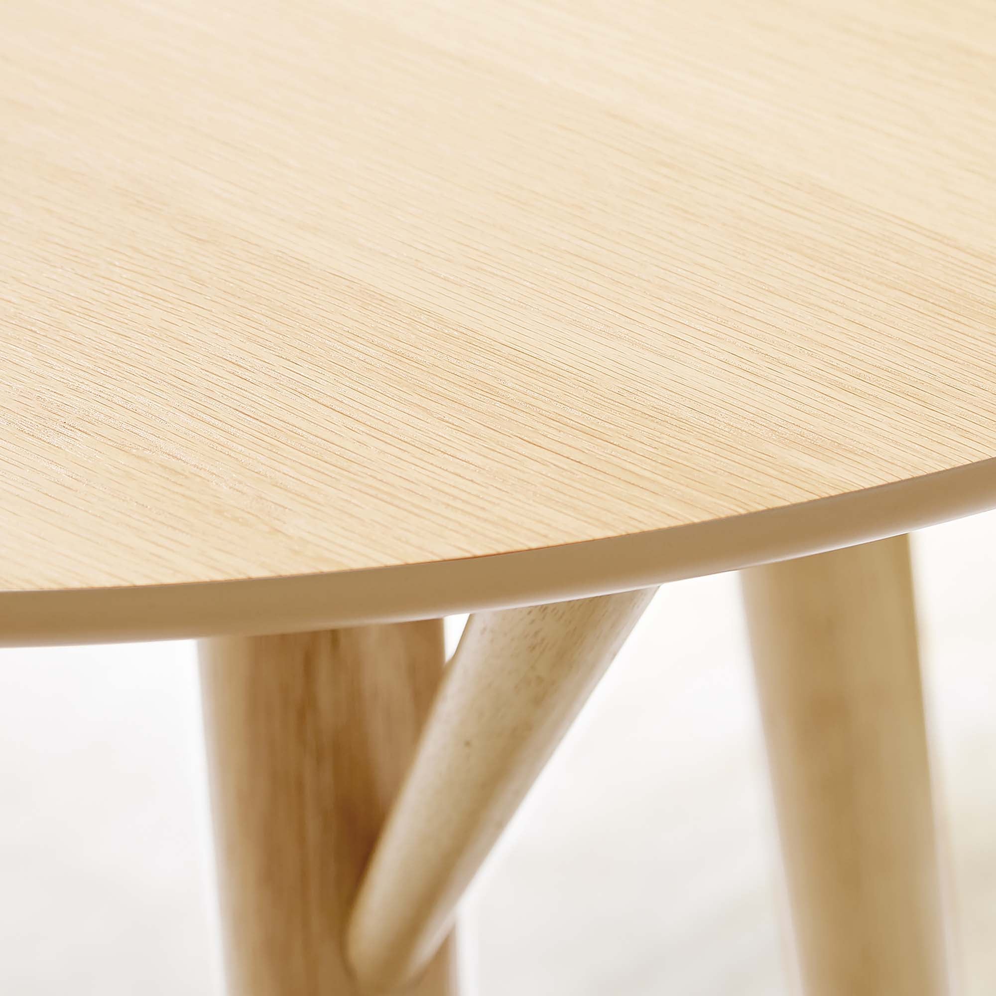 Gallant 36" Dining Table, Oak Oak
