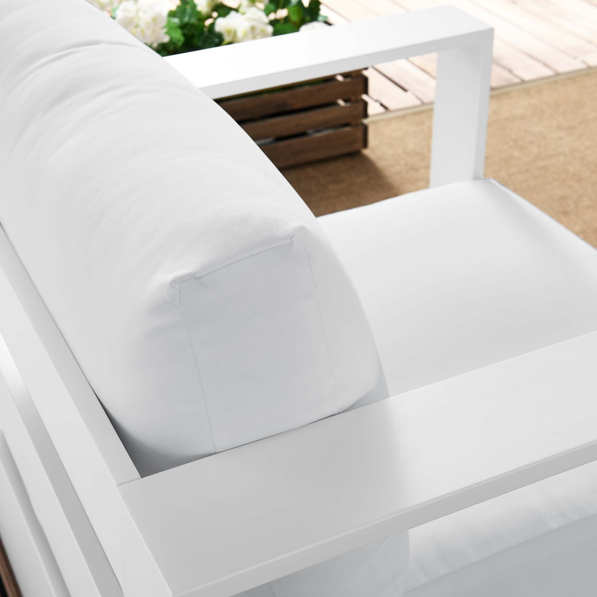 Tahoe Outdoor Patio Powder-Coated Aluminum Armchair, White White