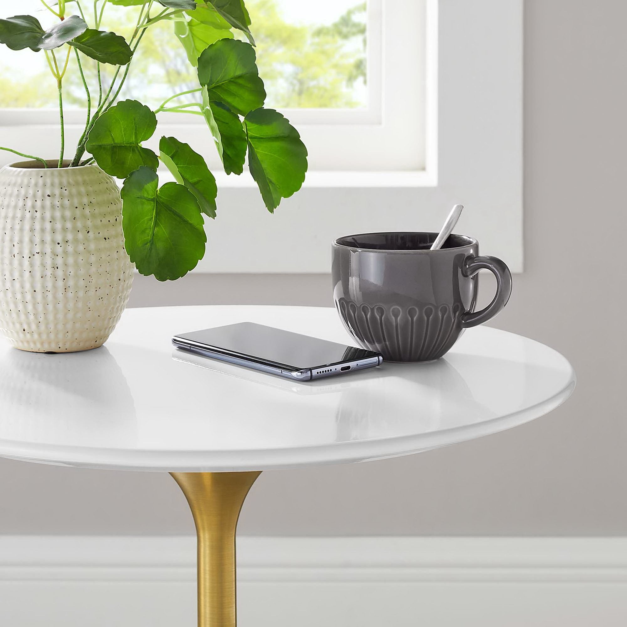 Lippa 20" Round Wood Side Table, Gold White