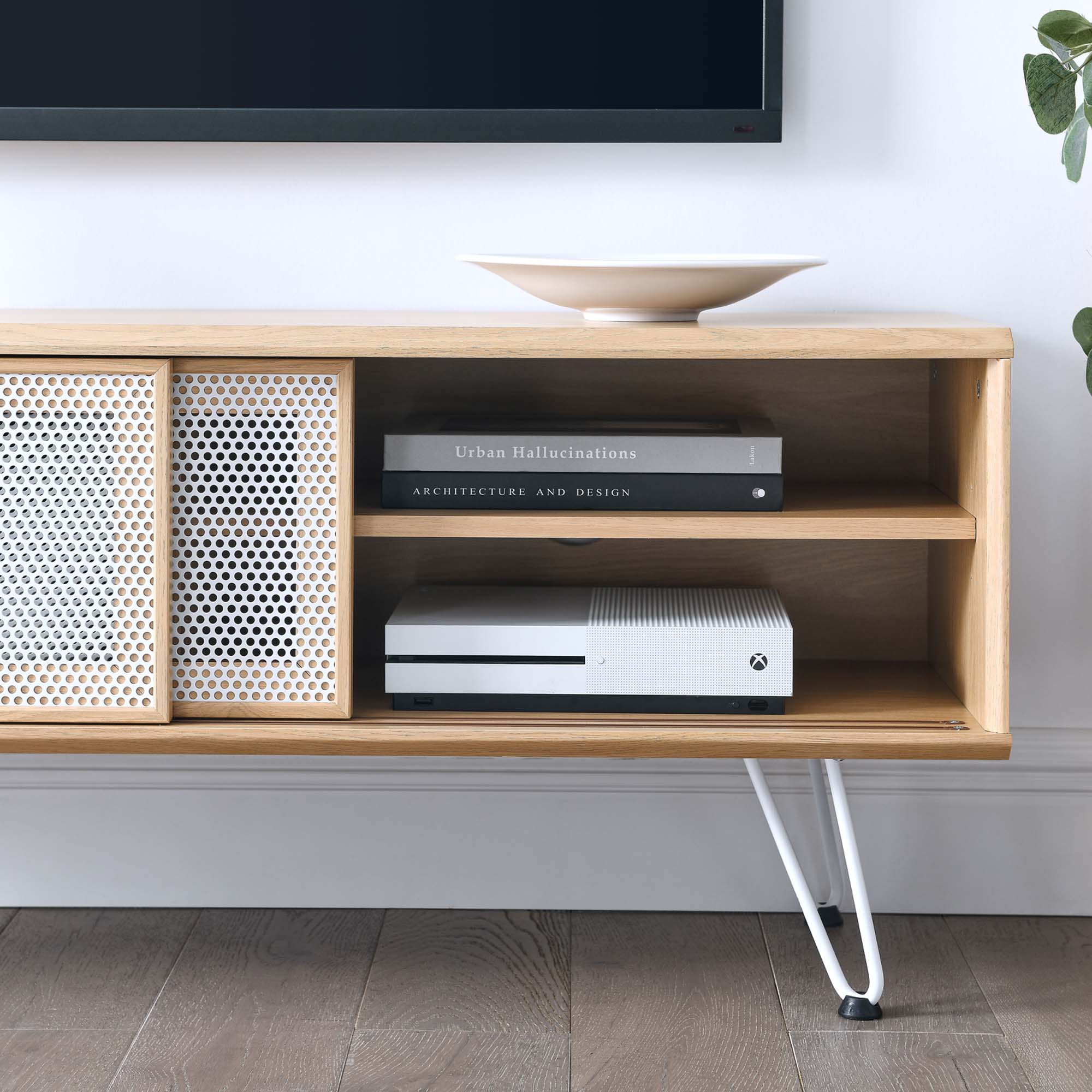 Nomad 47" TV Stand, Oak