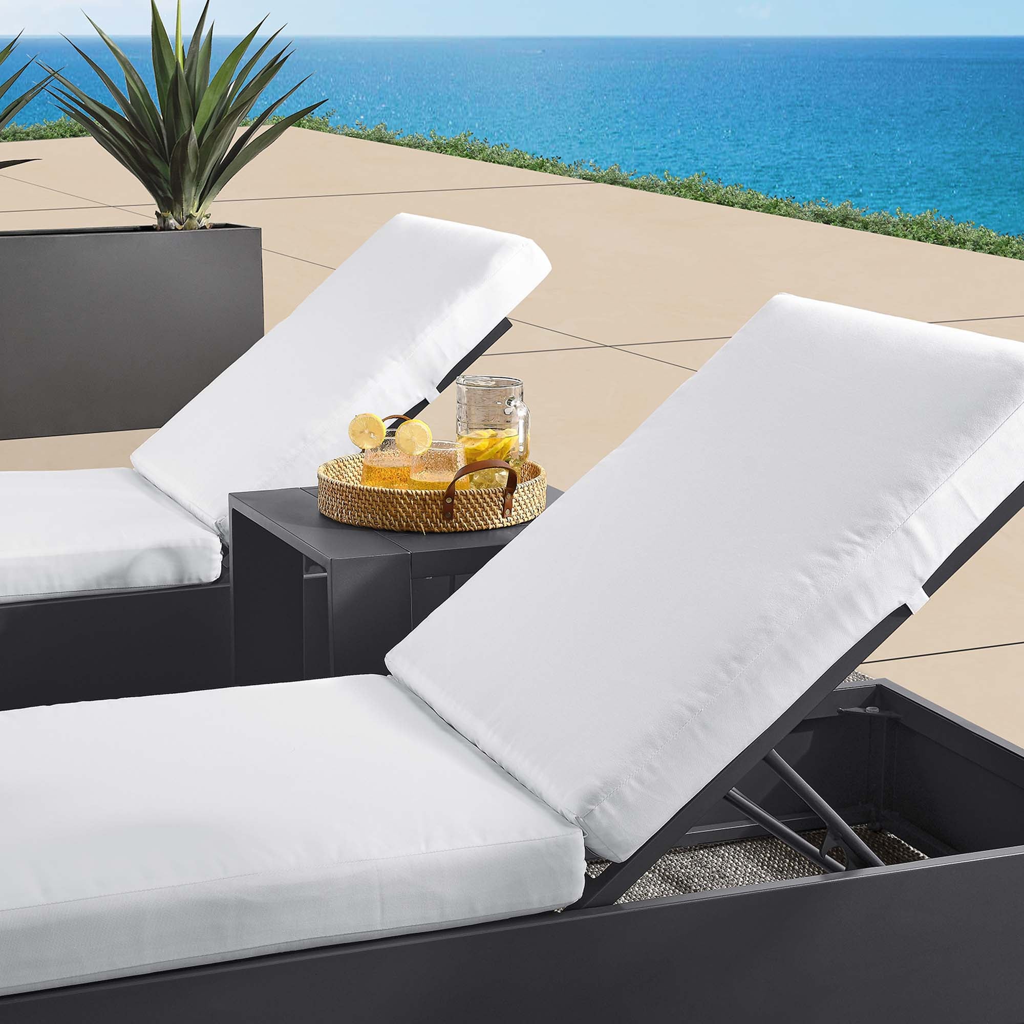 Tahoe 3-Piece Outdoor Patio Powder-Coated Aluminum Chaise Lounge Set, Gray White