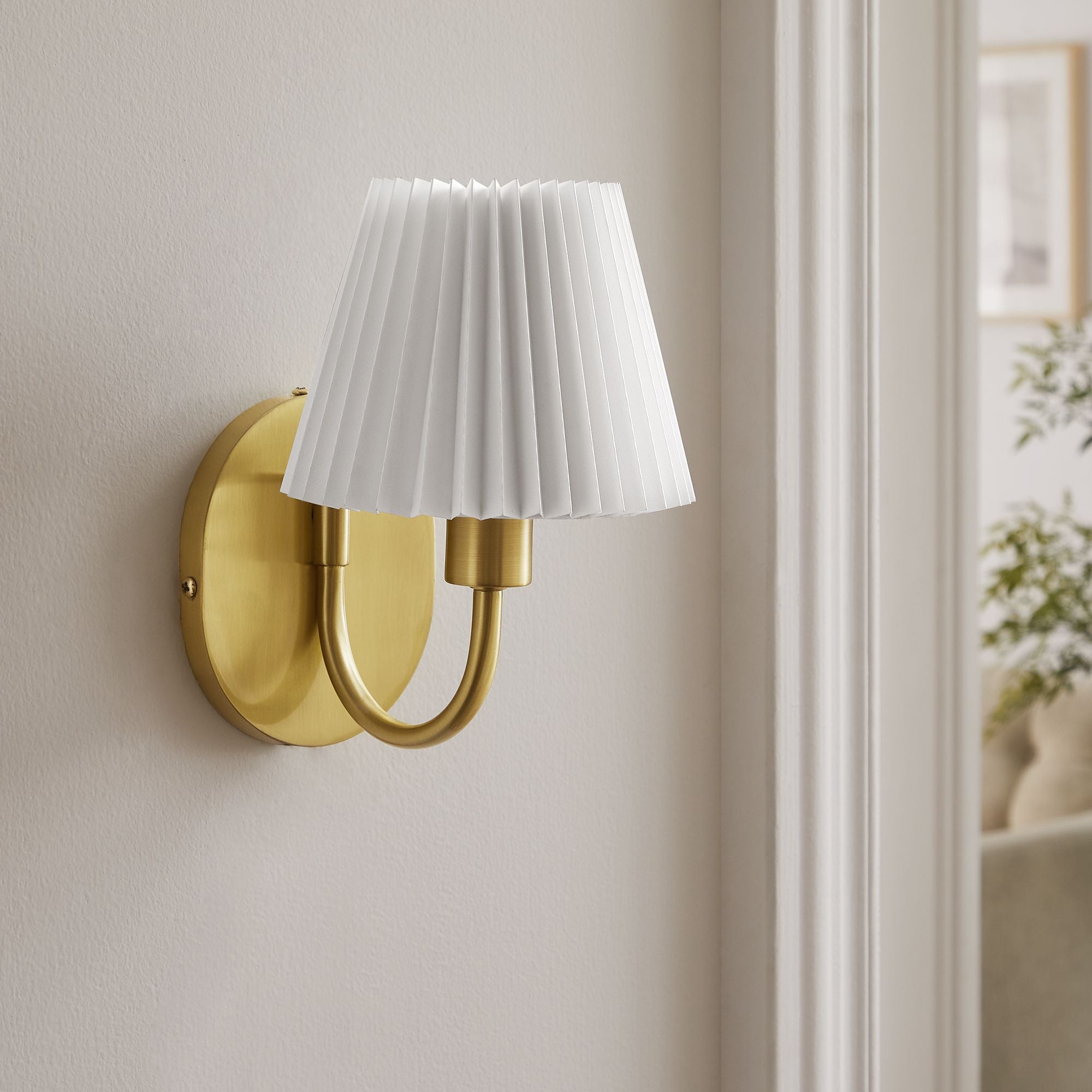 Wave Wall Sconce, Brass