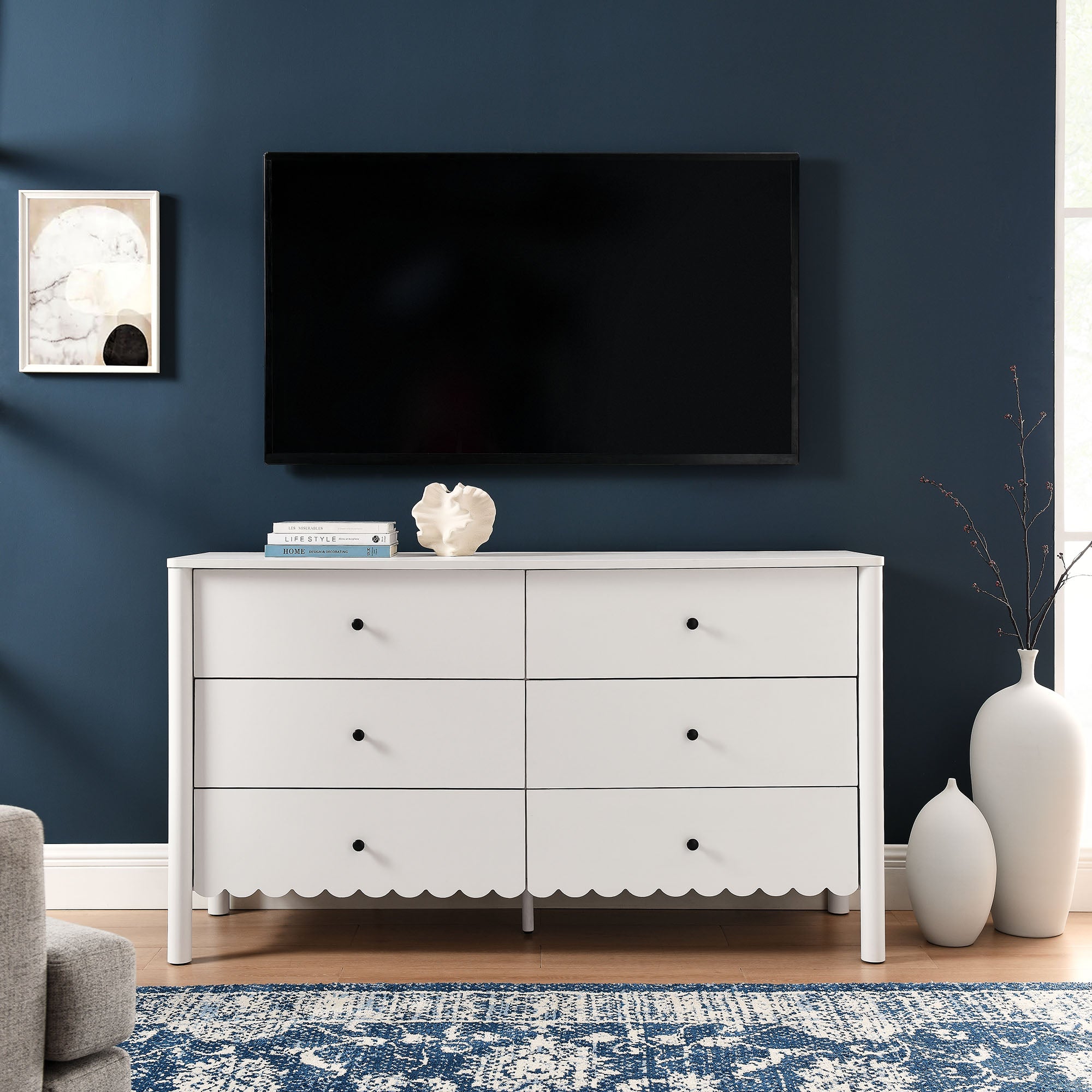 Emmeline Scalloped 6-Drawer Dresser, White