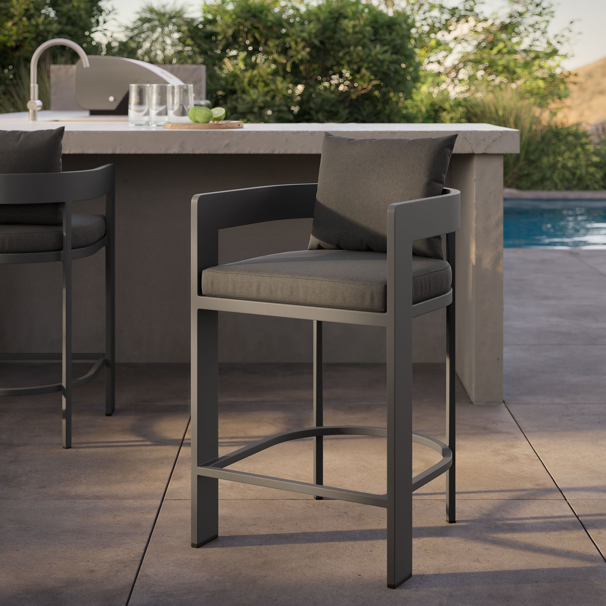 Tahoe Outdoor Patio Patio Aluminum Counter Stool, Charcoal
