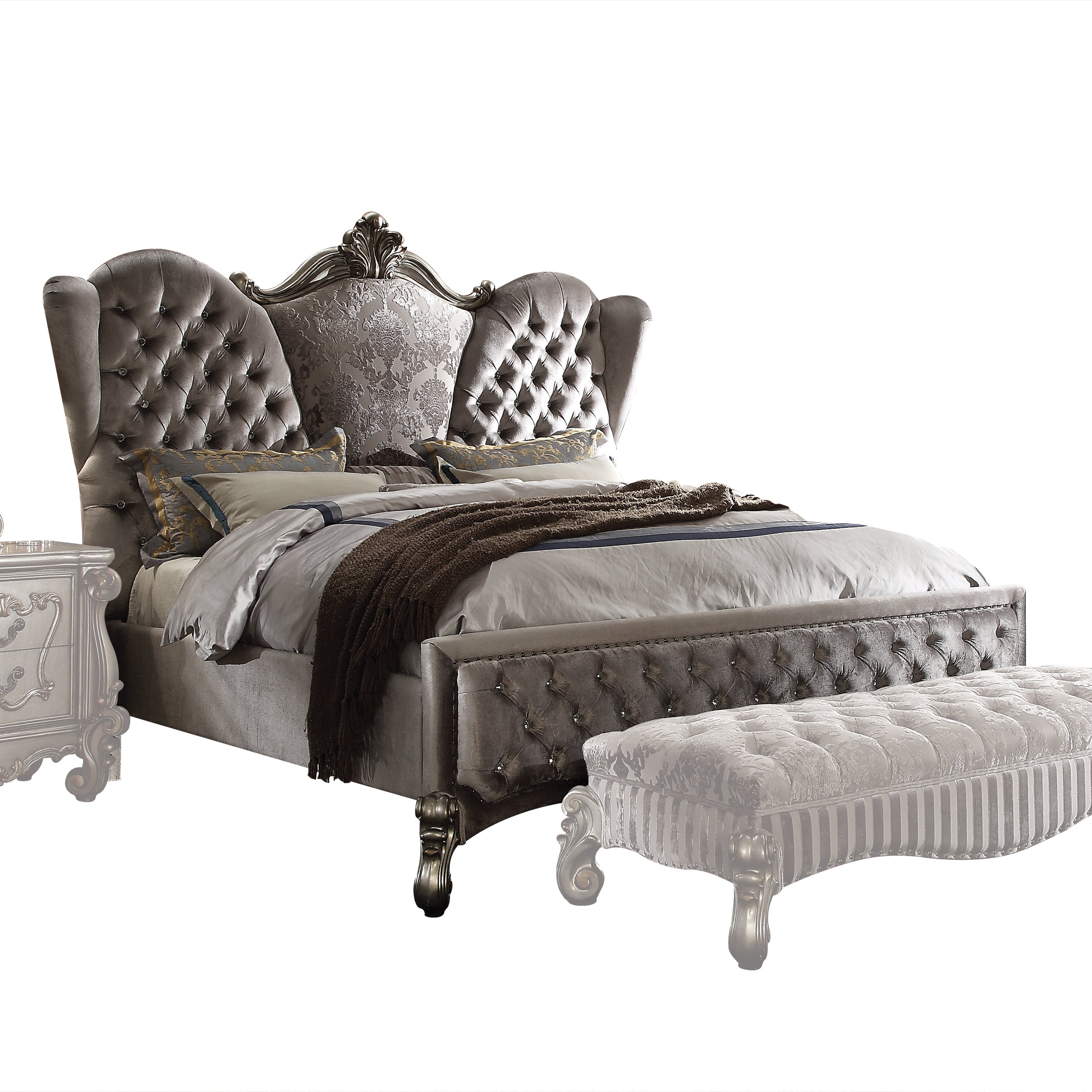 Mundan Versailles CK Vintage White Wood Bed – Classic Carved Frame & Faux Leather