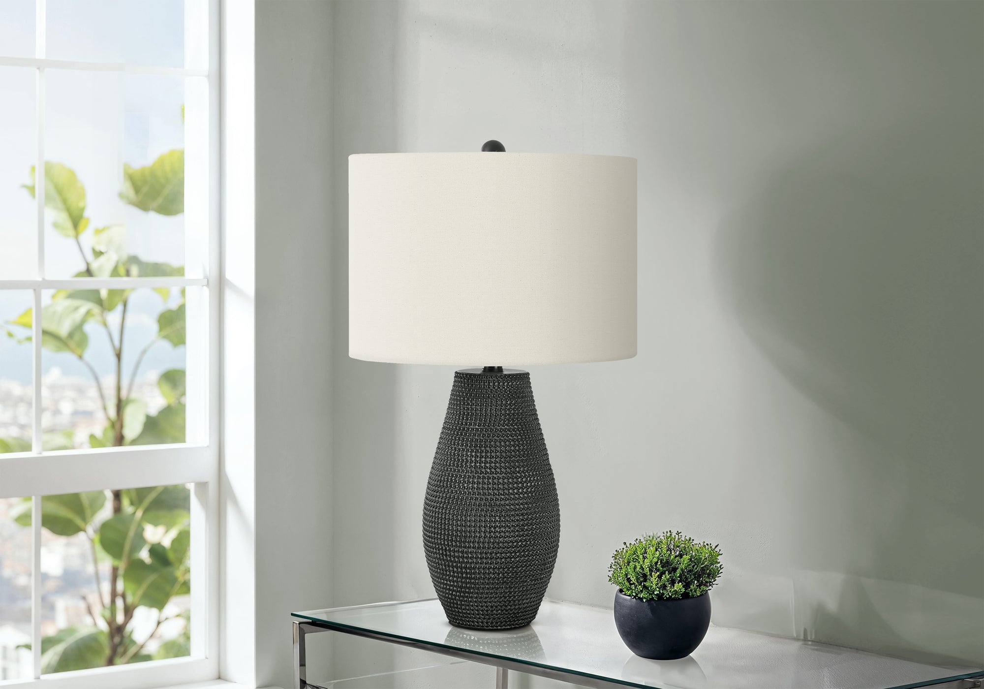 Wakana - Lighting 24"H Table Lamp Black Resin Ivory / Cream Shade
