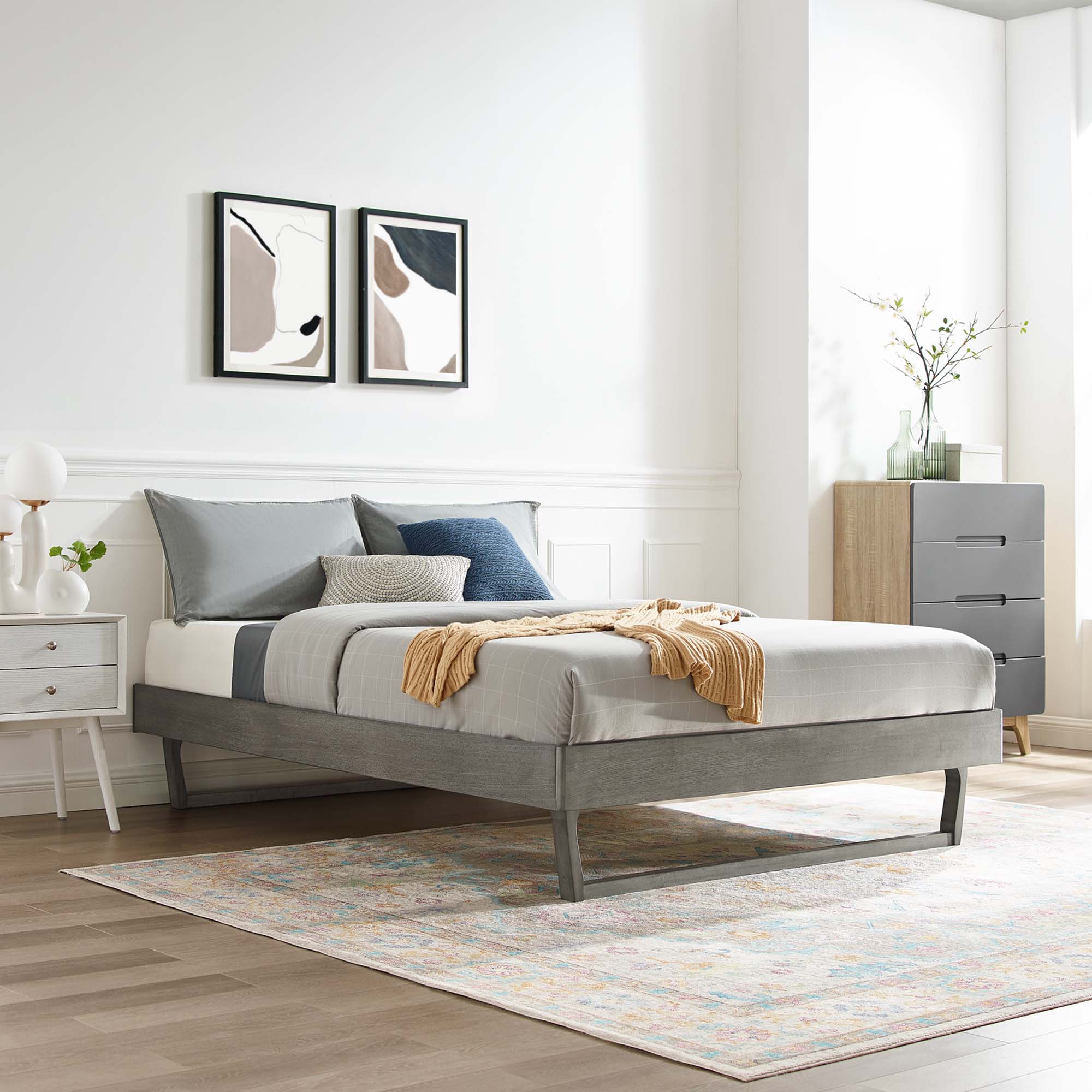 Mireth Grey Full Size Wood Platform Bed – Interchangeable Headboard Compatible