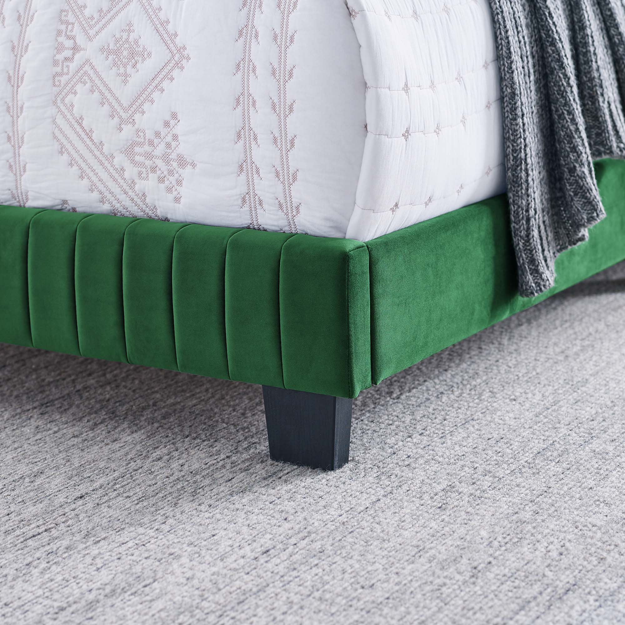 Celine Channel Tufted Performance Velvet Full Bed, Emerald