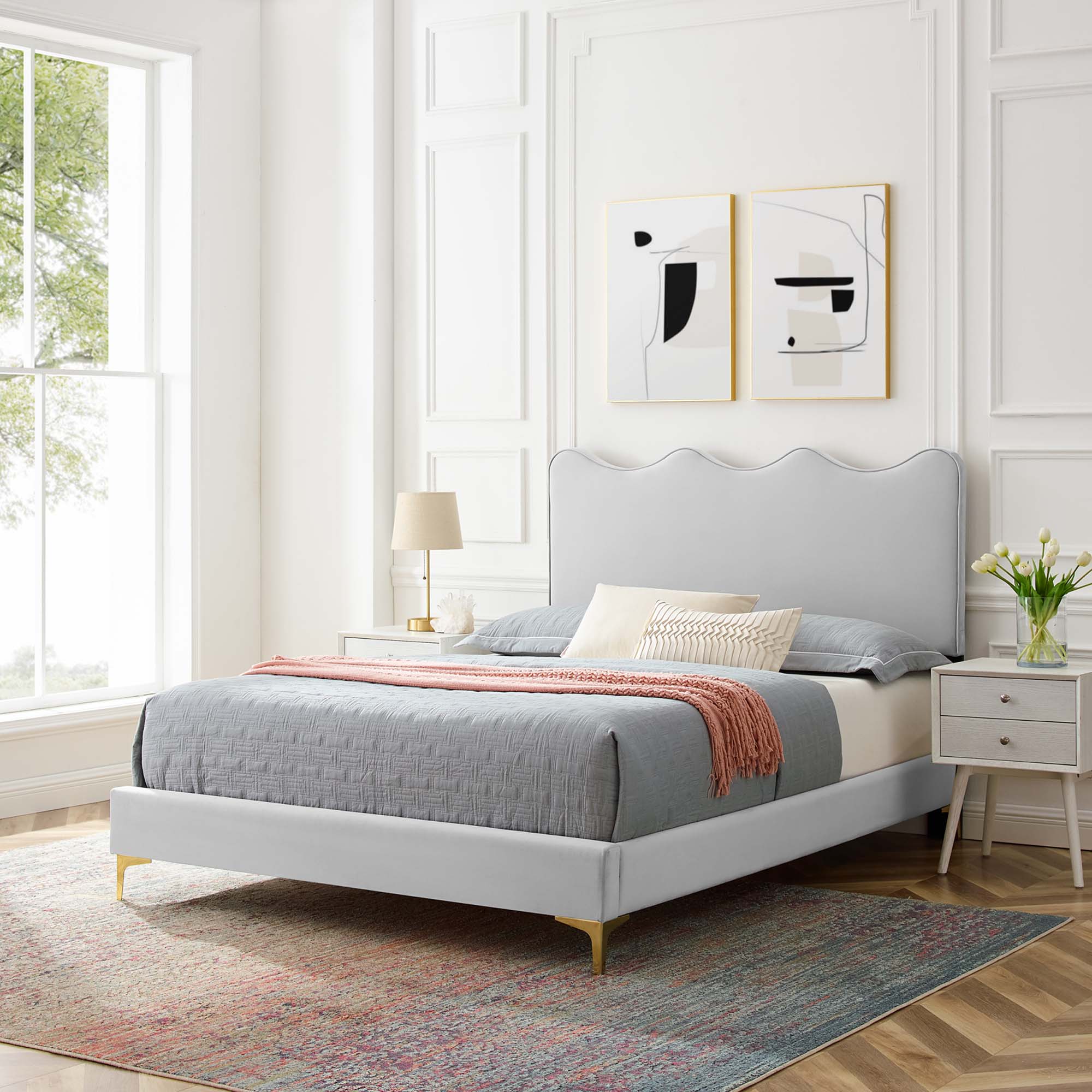 Garnell Queen Size Velvet Bed – Light Grey Upholstery, Minimalist Platform Base