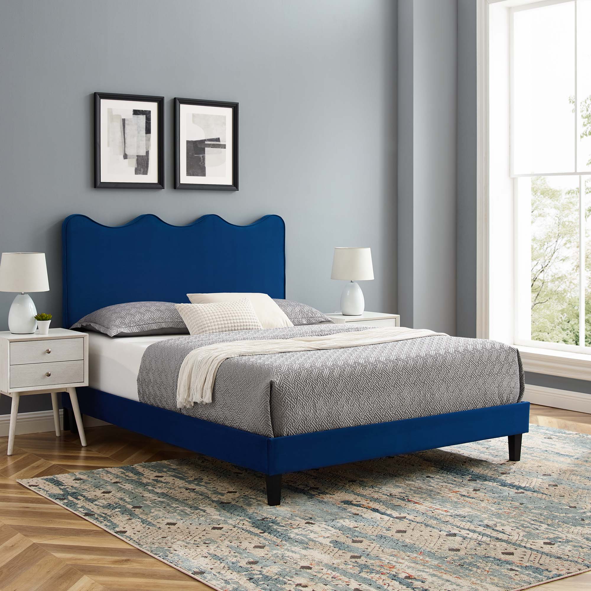 King Praith Navy Velvet Platform Bed – Modern Design, Tufted Upholstery