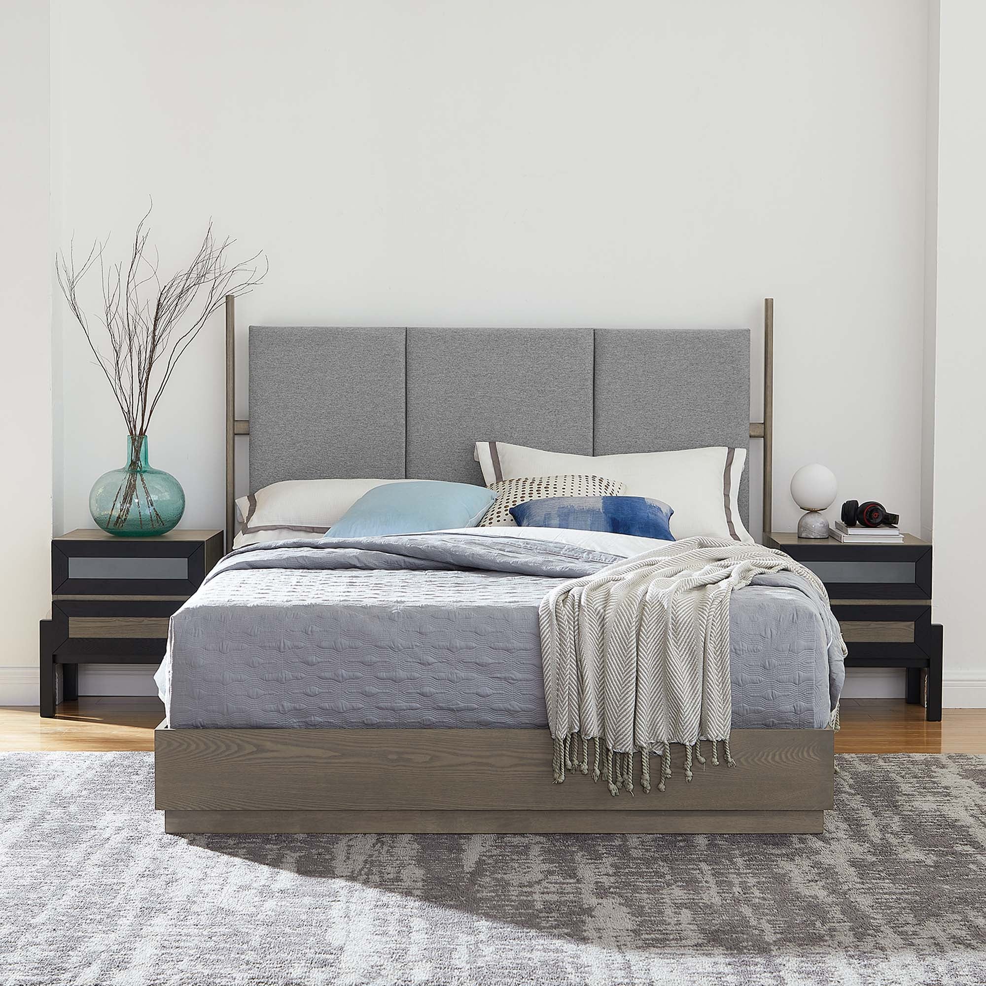 Zenneth Queen Platform Bedroom Set – Oak Wood 3-Piece with Upholstered Headboard