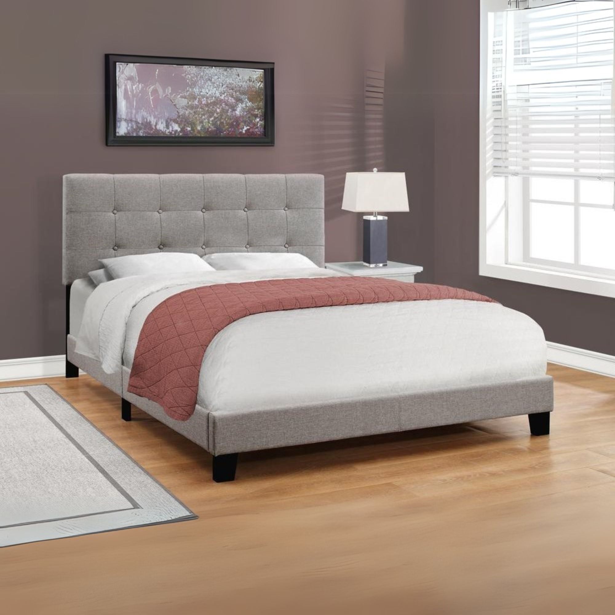 FortunaLennox Queen Grey Linen Upholstered Bed – Transitional Style with Padded Headboard