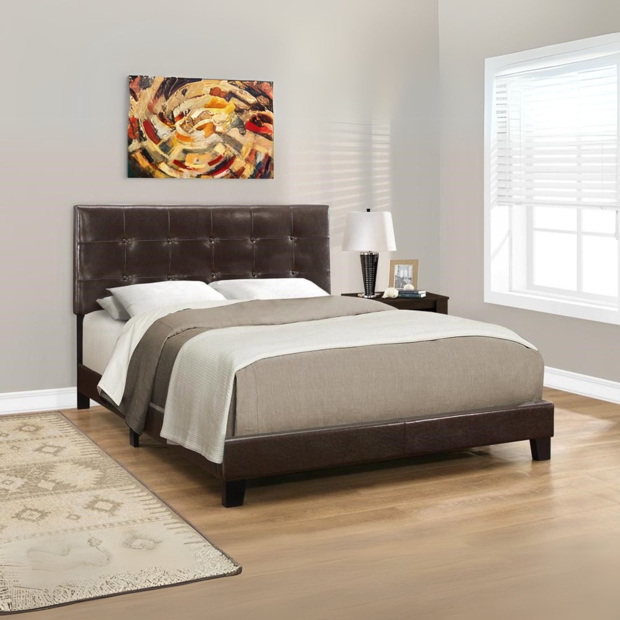 Divulge Arden Queen Size Upholstered Bed in Brown Leather Look – Modern Transitional Style