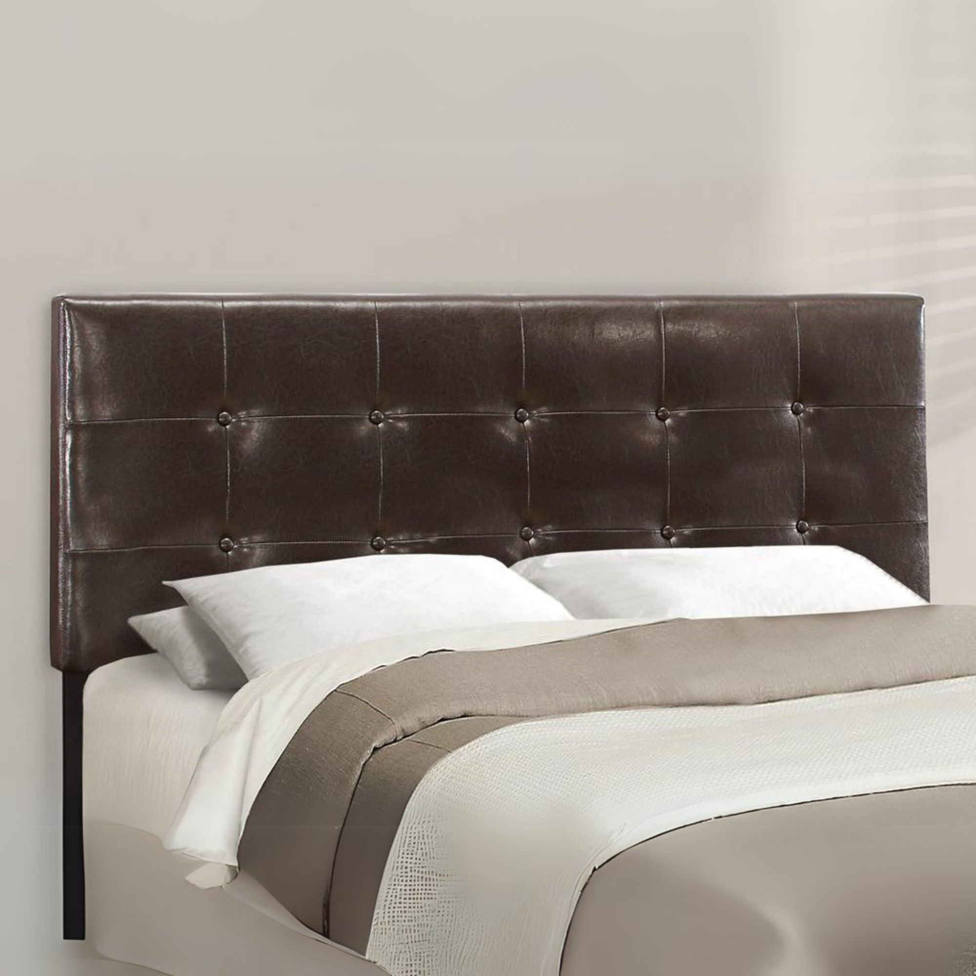 Divulge Arden Queen Size Upholstered Bed in Brown Leather Look – Modern Transitional Style