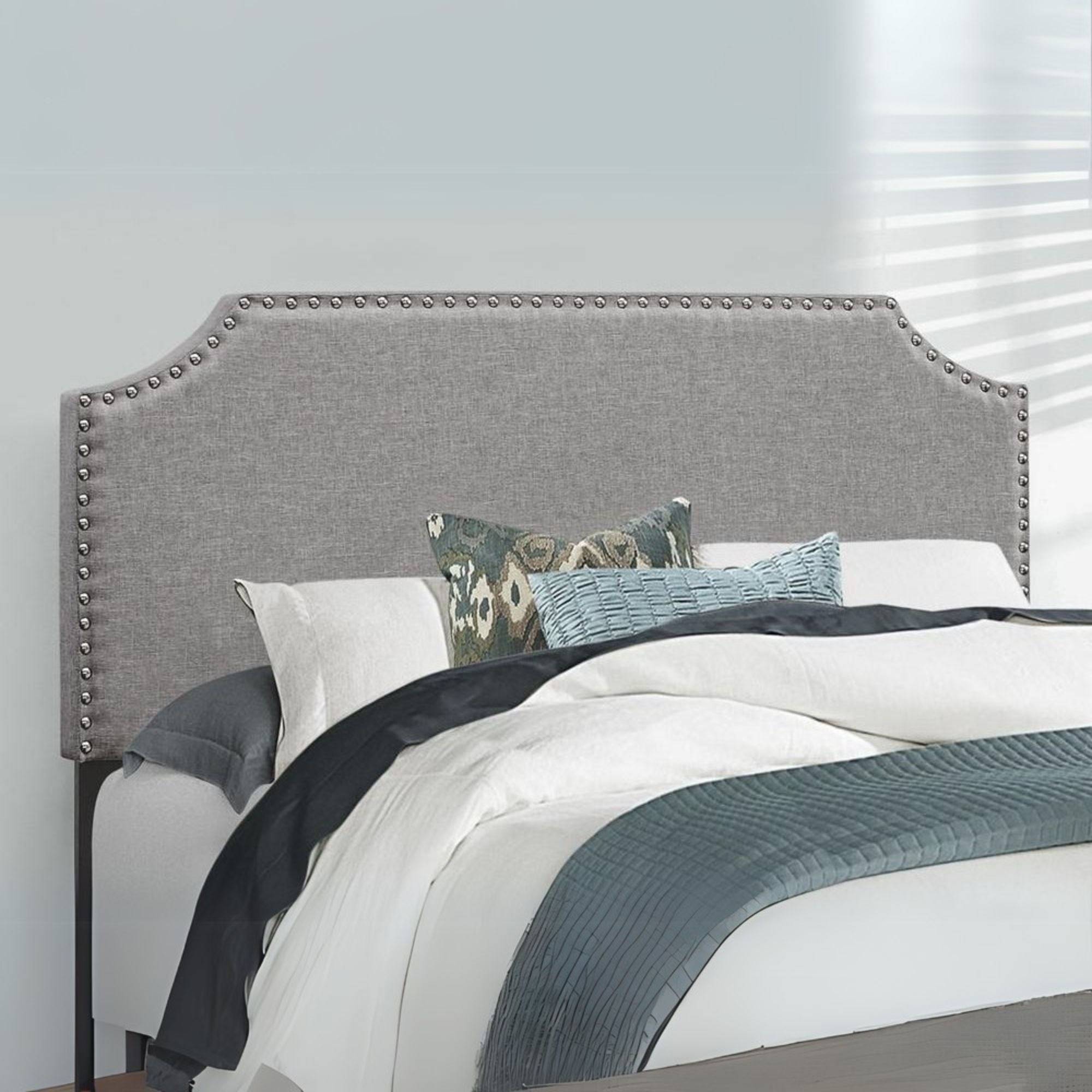 Len Zane Collection Grey Full Upholstered Bed – Contemporary Linen Look with Chrome Accents