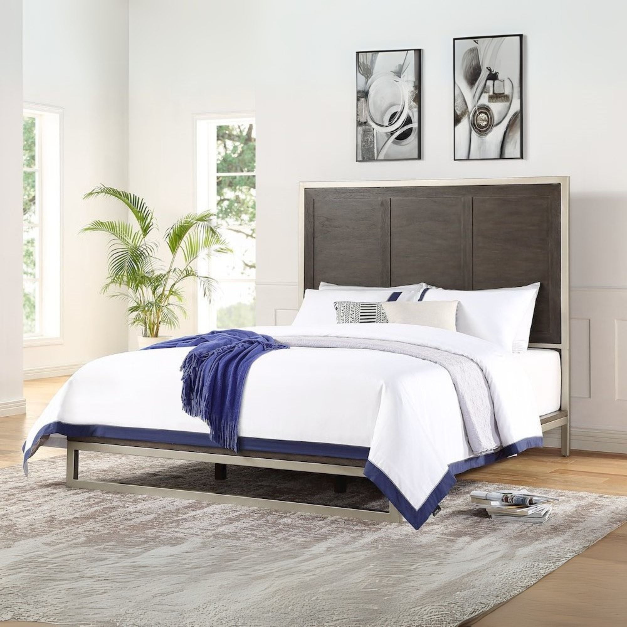 Champagne Broomfield Queen Distressed Wood Bed – Rustic Farmhouse Look