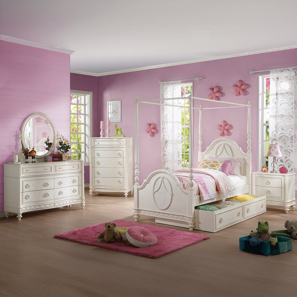 Ivory Dorothy Full Poster Bed in Ivory Finish Wooden Construction, Timeless Style