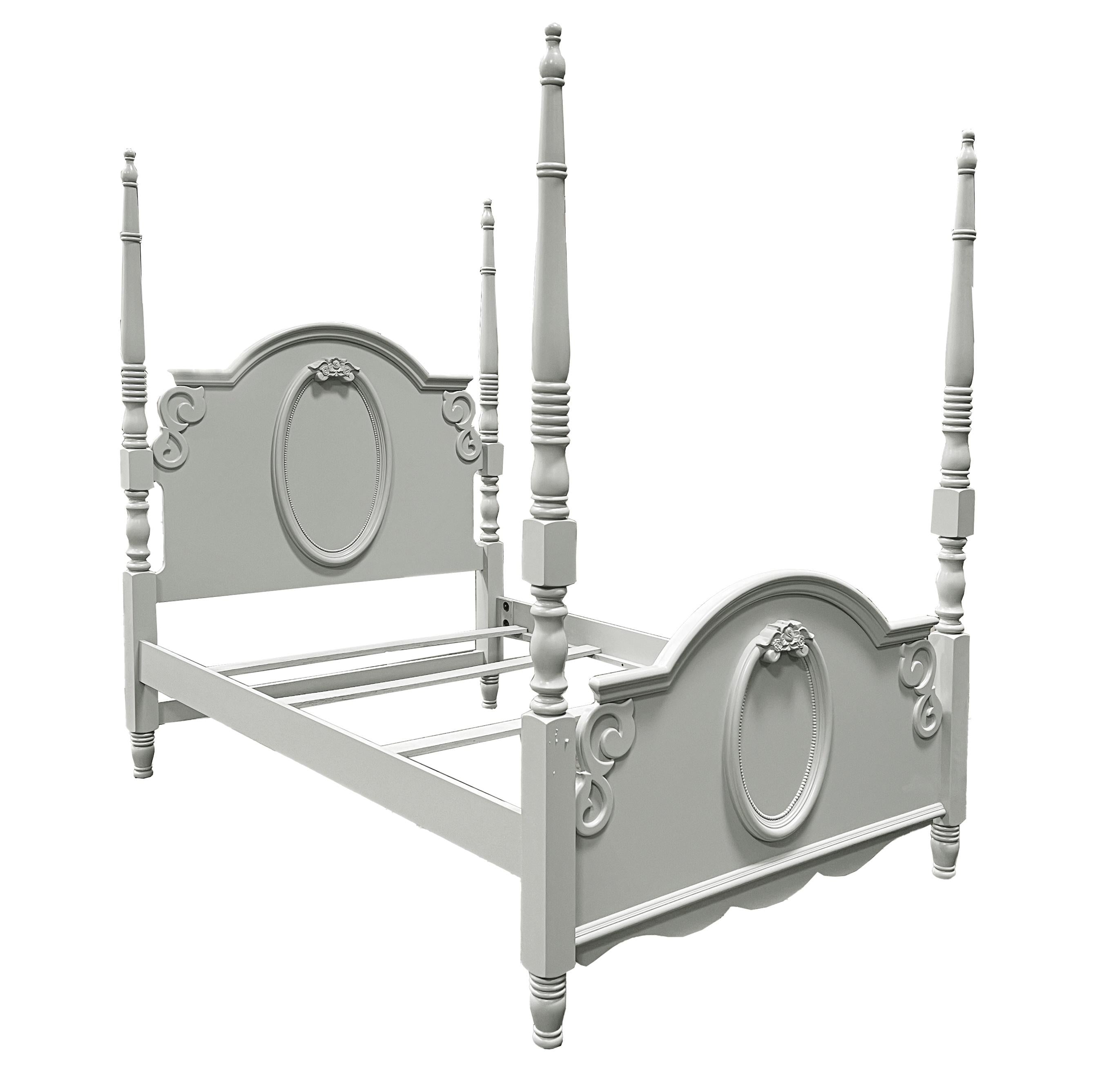 Floral  Flora Twin Poster Bed in Gray Finish – Traditional Style Solid Wood Frame