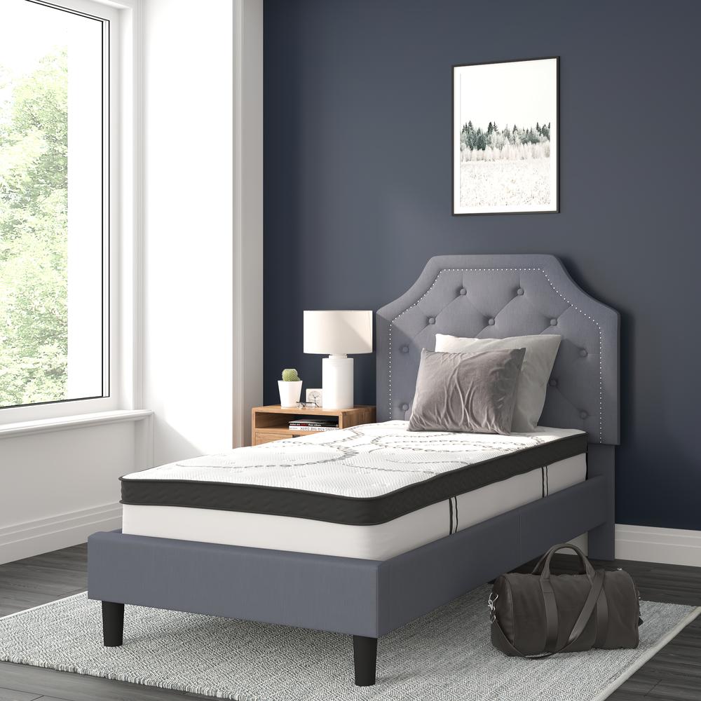 Janis Twin Size Tufted Upholstered Platform Bed in Light Grey Fabric