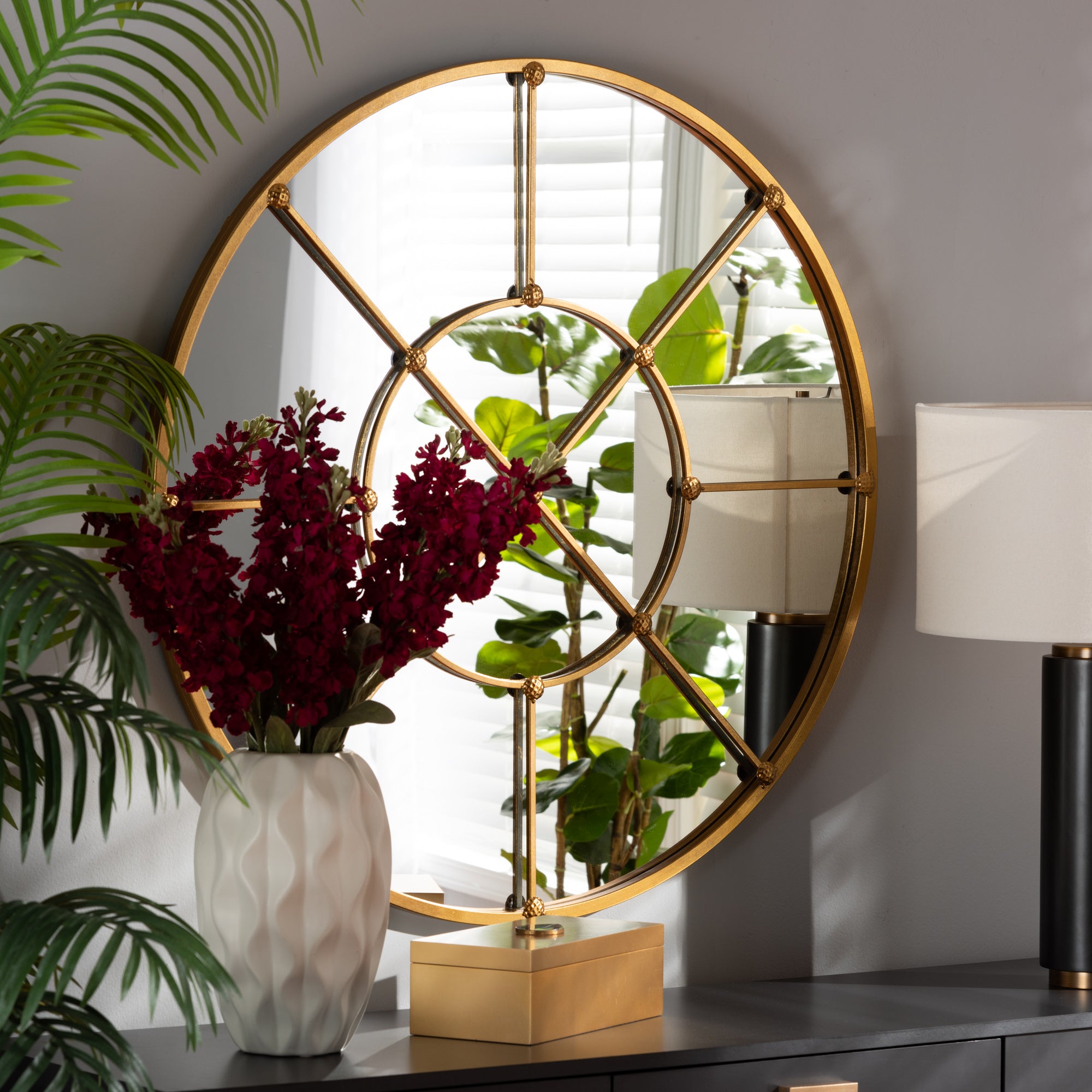 Ohara Modern and Contemporary Gold Finished Metal Accent Wall Mirror