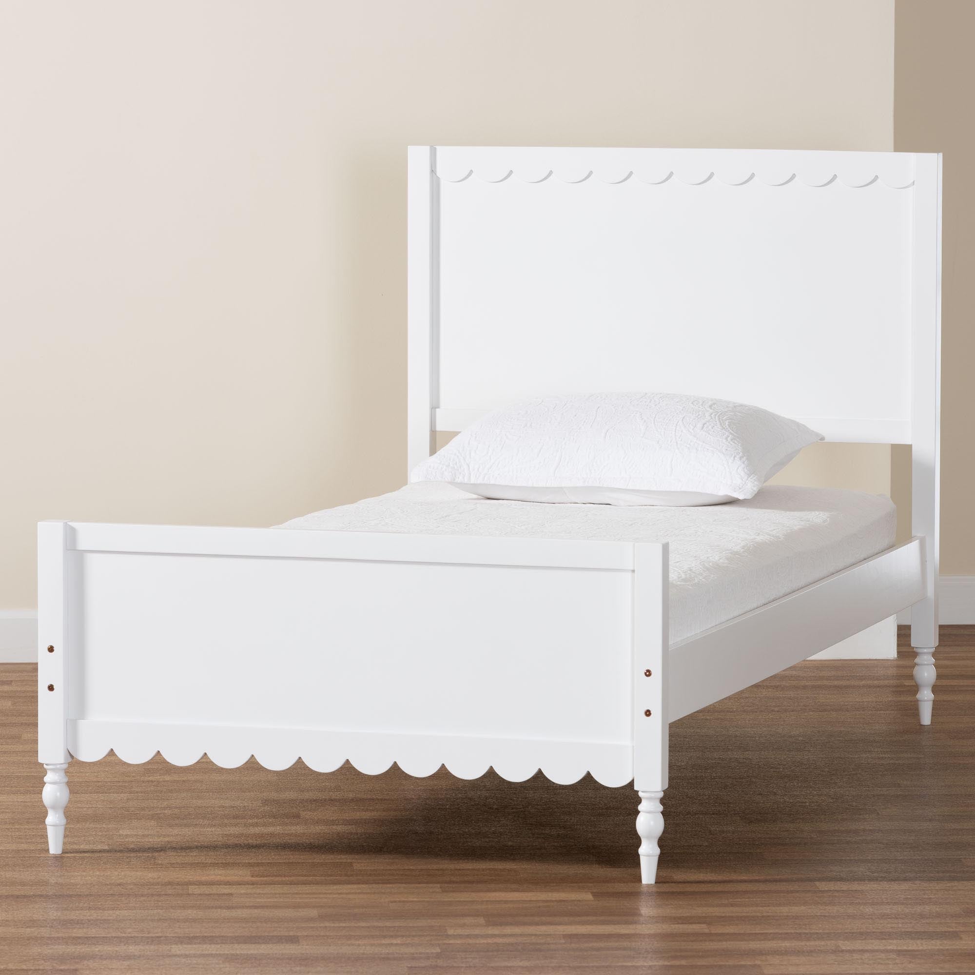 Roni Modern White Wood Full Platform Bed with Scalloped Edges