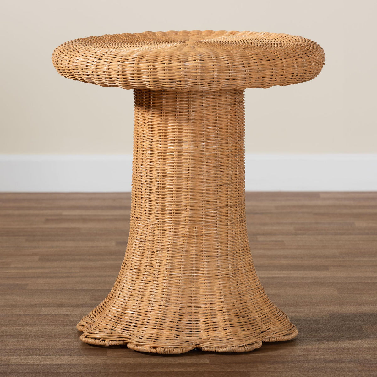 Avalon Scallop Natural Rattan Pedestal Side Table - Round Handwoven Wicker Accent Table with Skirted Base, Boho Coastal Style Furniture for Living Room, Hallway or Sunroom