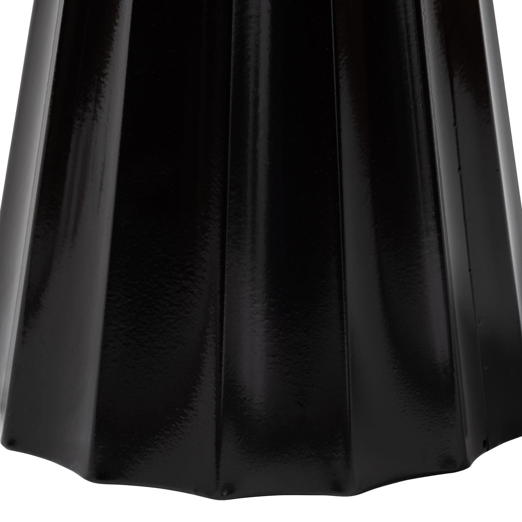 Ulmer Metal Scalloped Side Table - Modern Round Accent Table for Indoor or Semi-Outdoor Use, Black