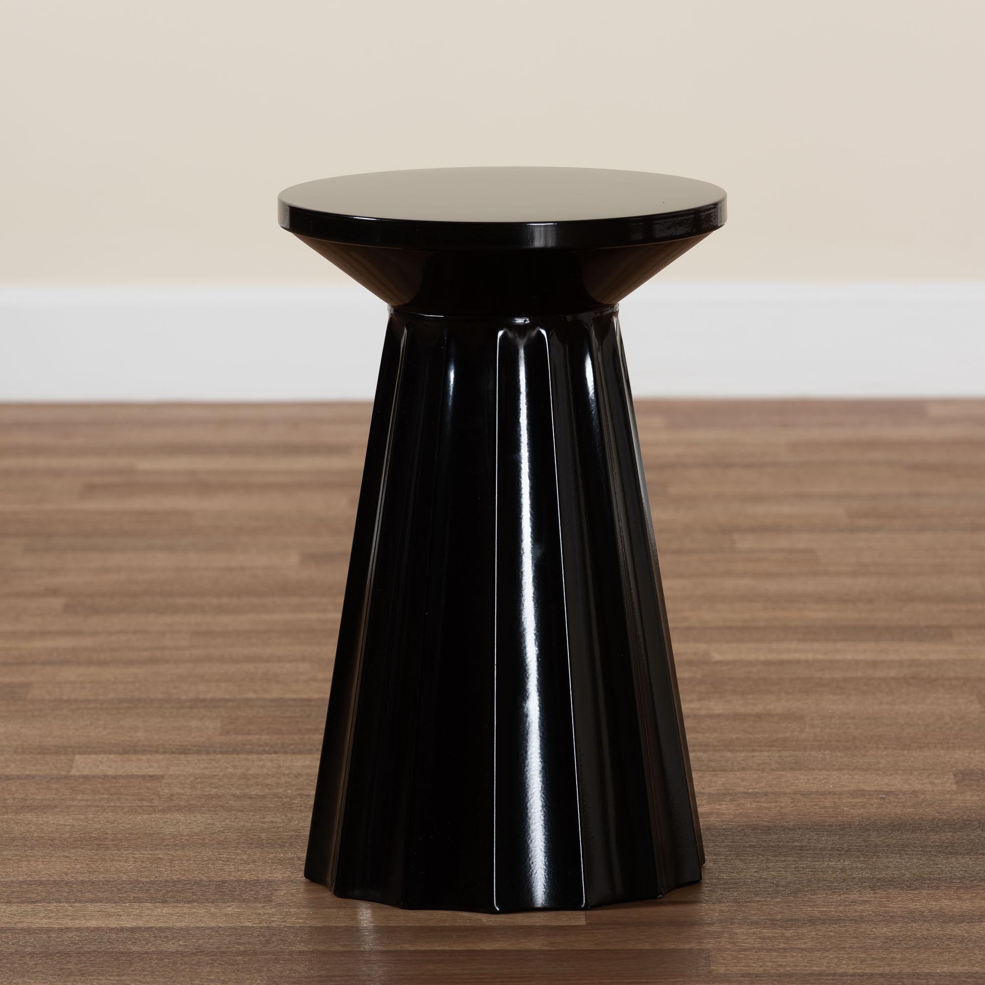 Ulmer Metal Scalloped Side Table - Modern Round Accent Table for Indoor or Semi-Outdoor Use, Black