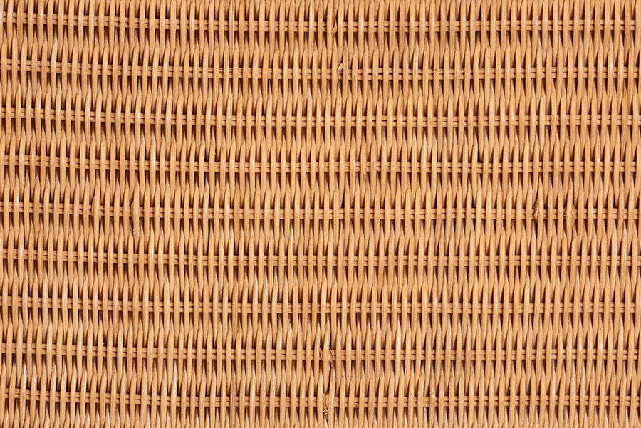 Ayleen Natural Rattan Basket with Scalloped Lid - Handwoven Wicker Storage Box, Boho Coastal Home Decor, Medium